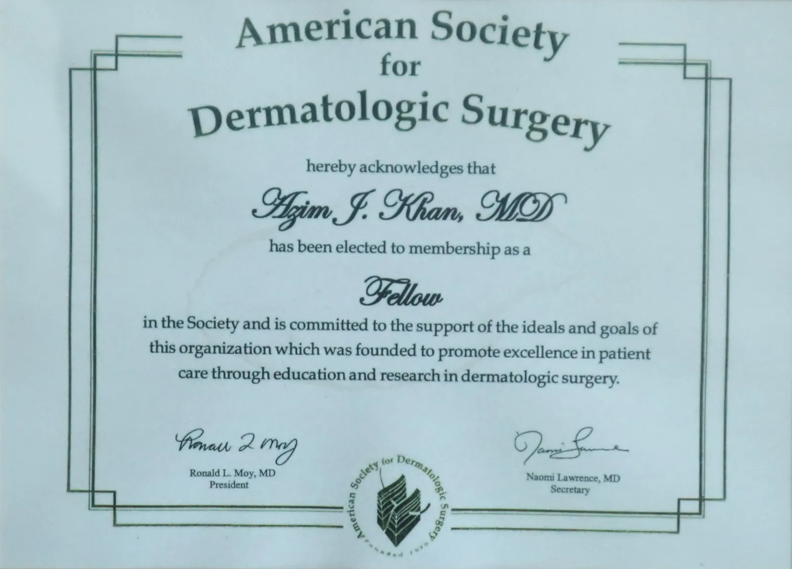 educational-journey-of-dr-azim-jahangir-khan-at-cosmetique